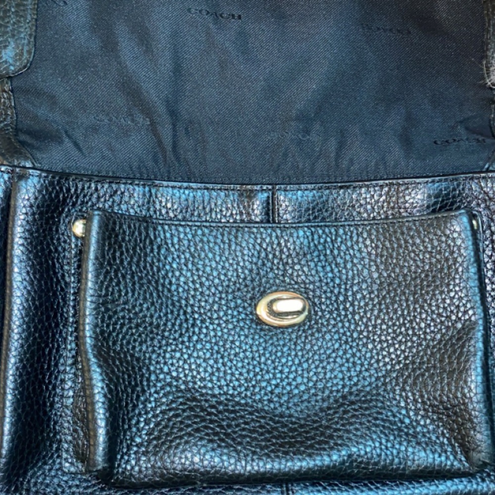 Black coach crossbody - Picture 4 of 5